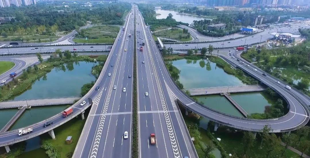 281877_1596941300896617.jpg 4.jpg