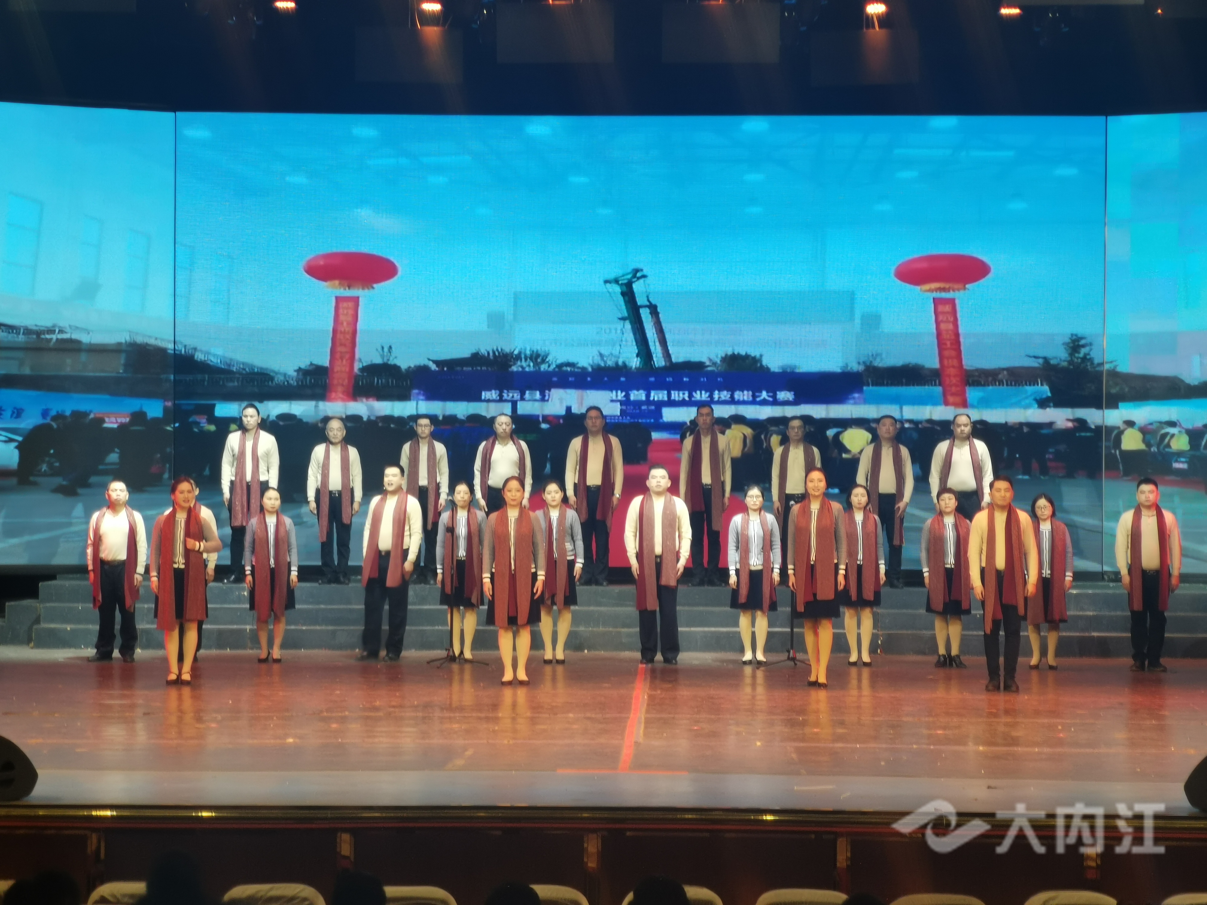 282377_1607558713315886.jpg 演讲2.jpg