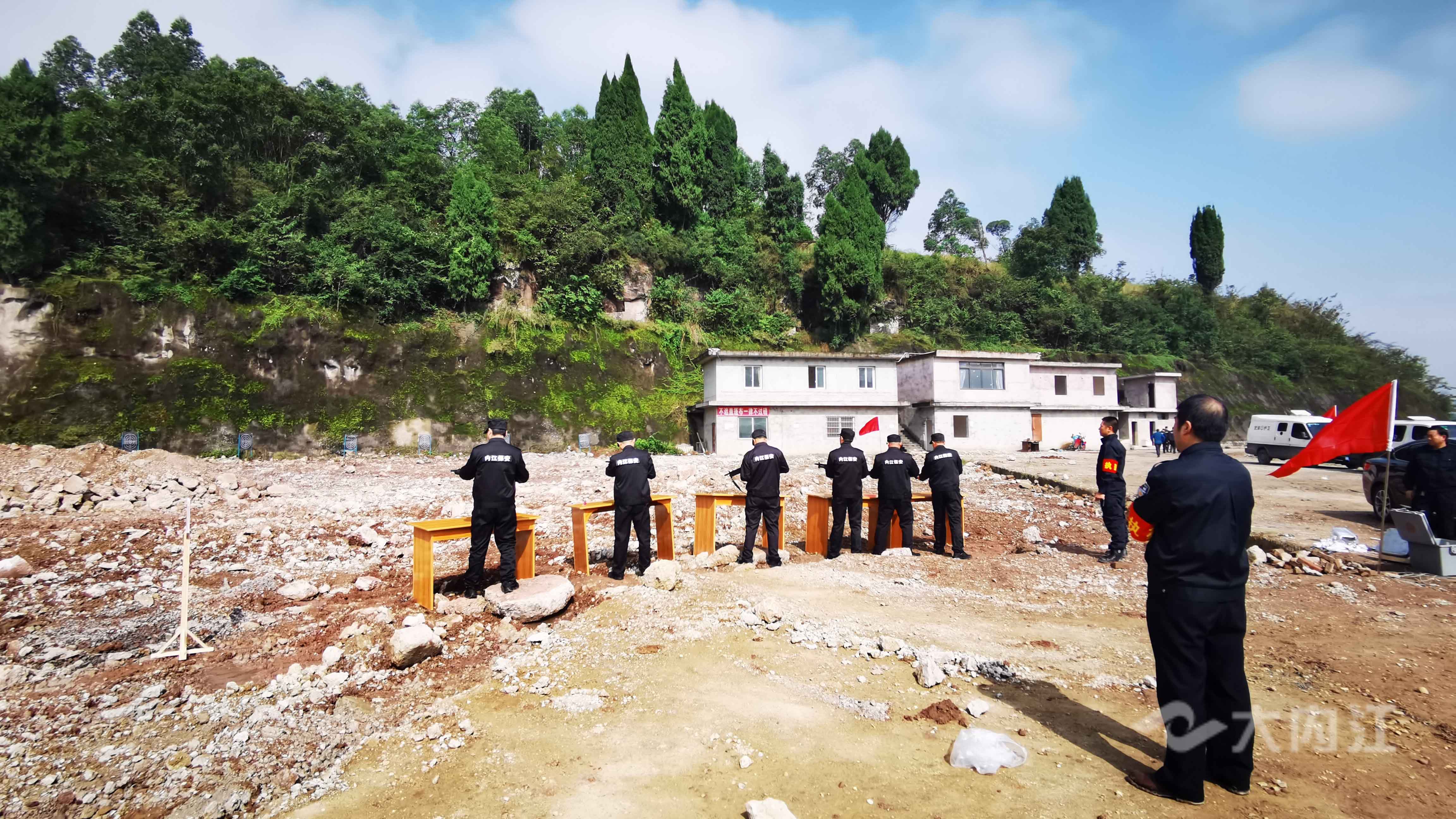 281877_1612277626214369.jpg 01.jpg