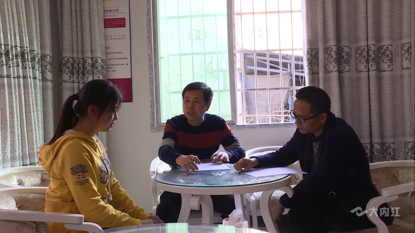 脱贫攻坚1.png