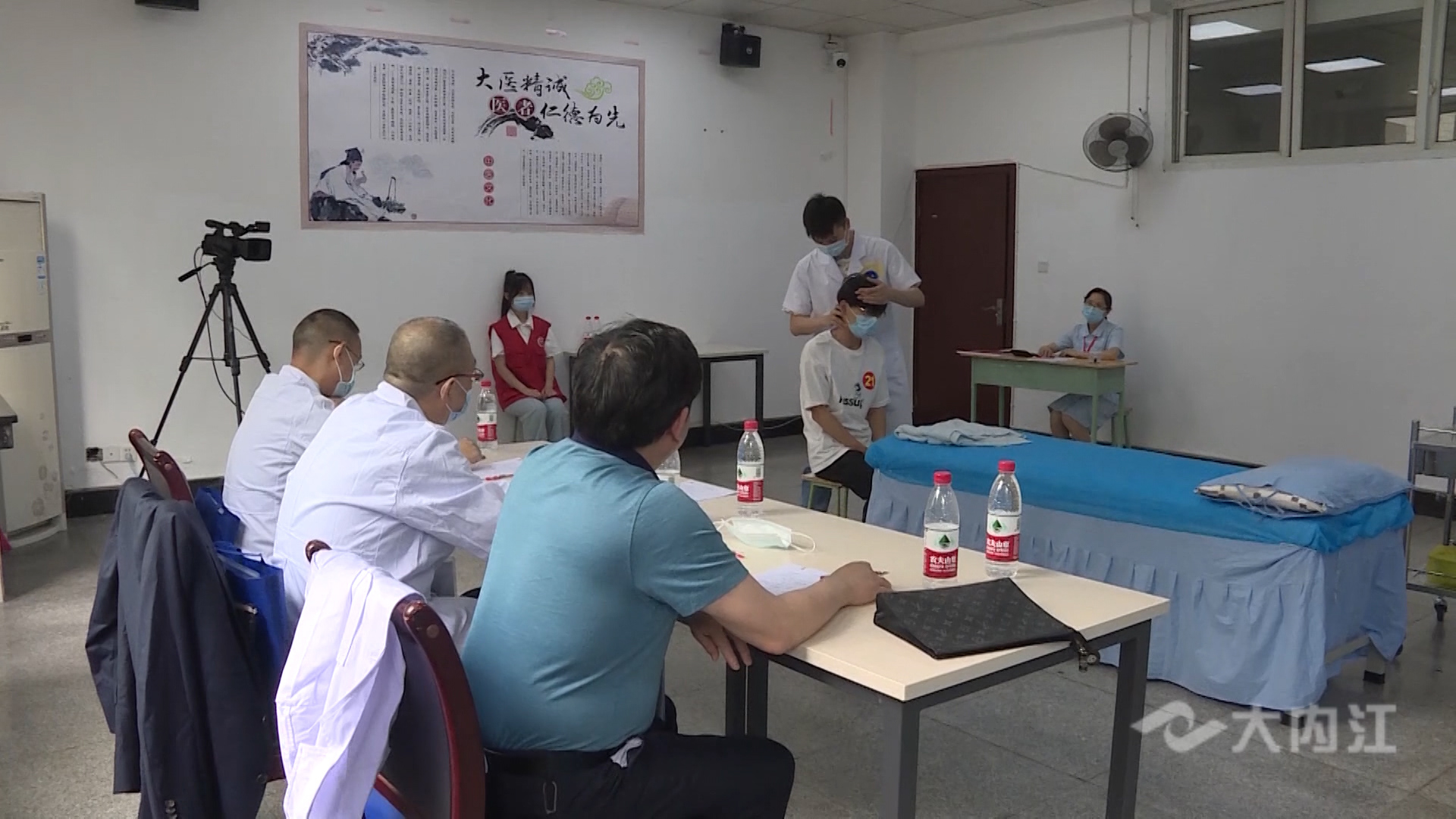 282035_1621076102623084.jpg 91.jpg