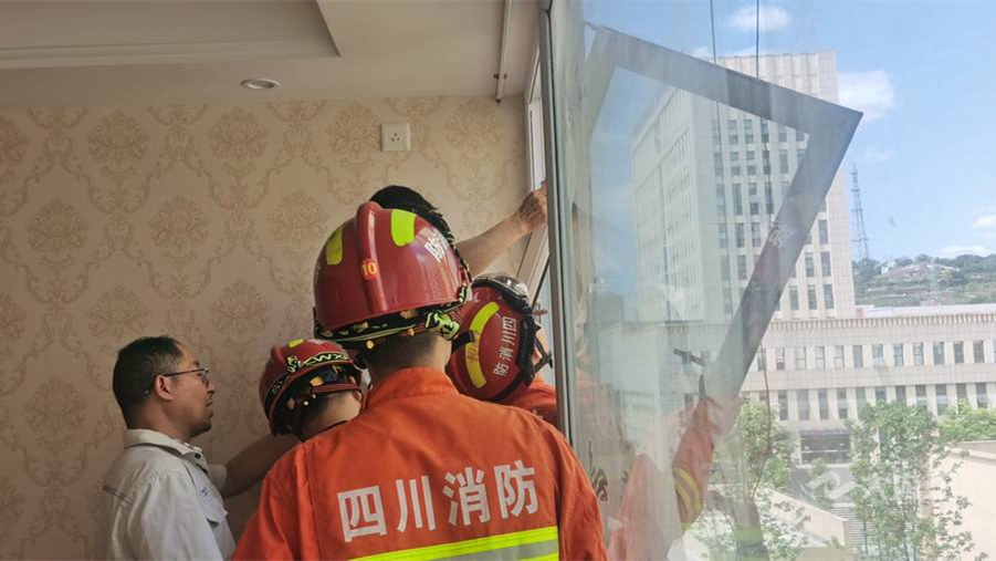 282035_1621306430431604.jpg 2.jpg