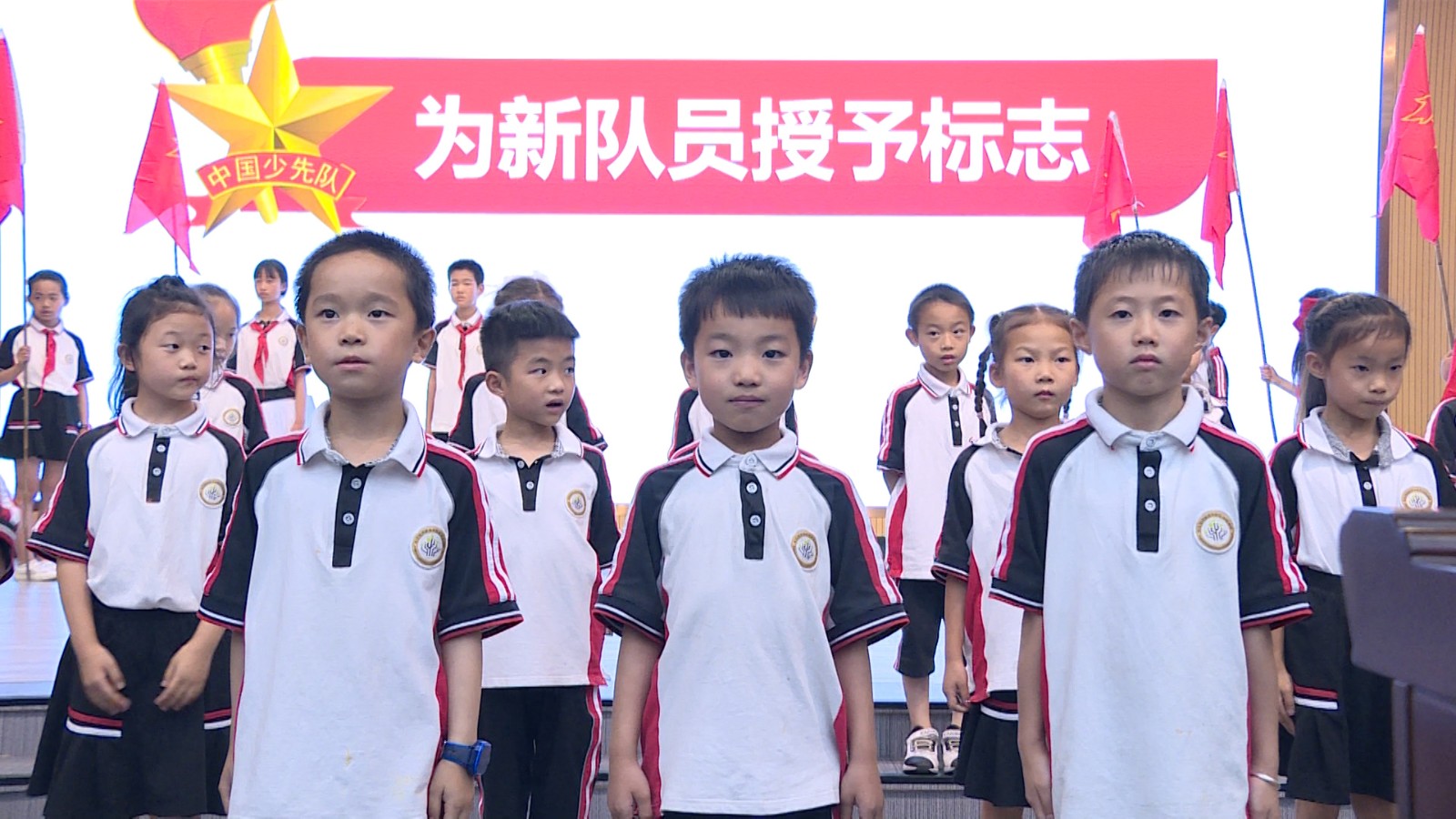 281921_1623831047931872.jpg 729_6979_01.00_00_40_01.Still012.jpg