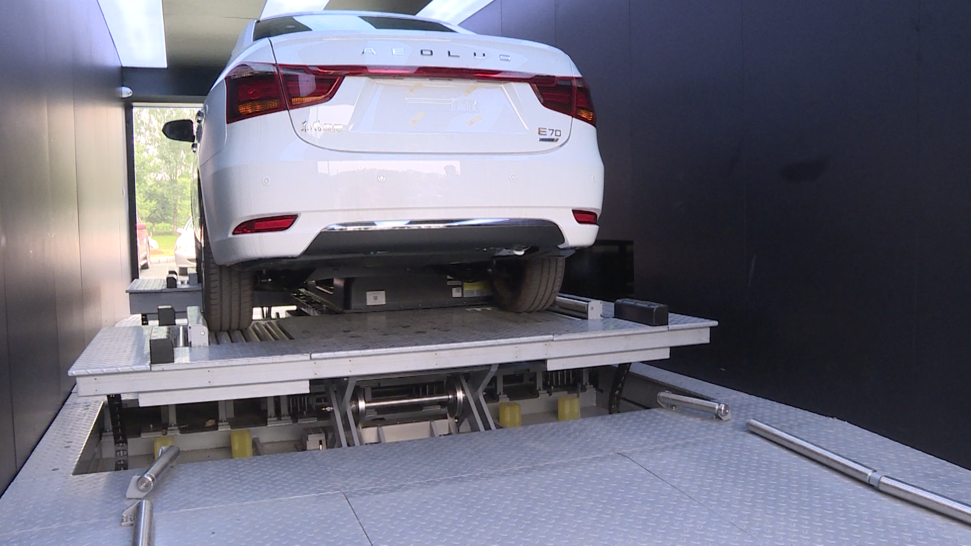 序列 02.00_00_19_18.Still003.png