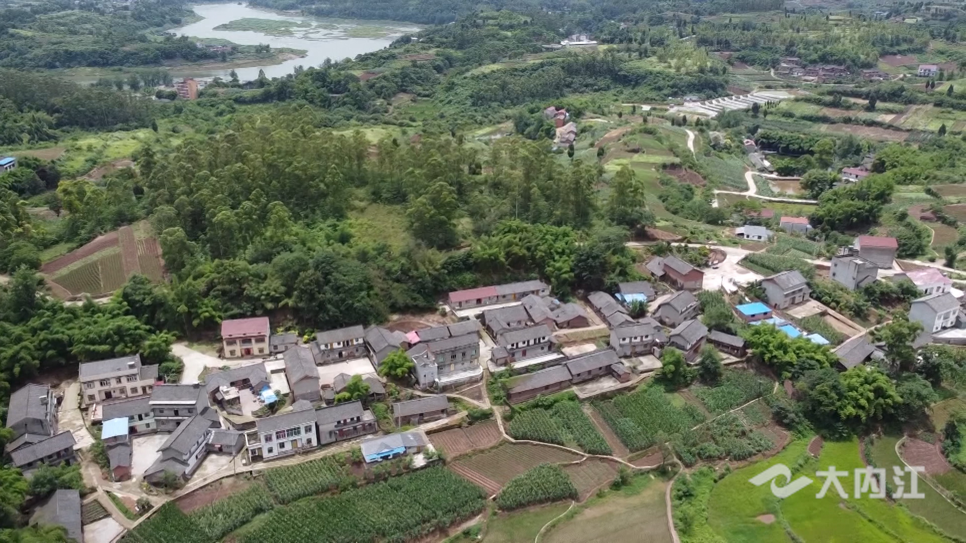 282035_1623654040789685.jpg 35.jpg