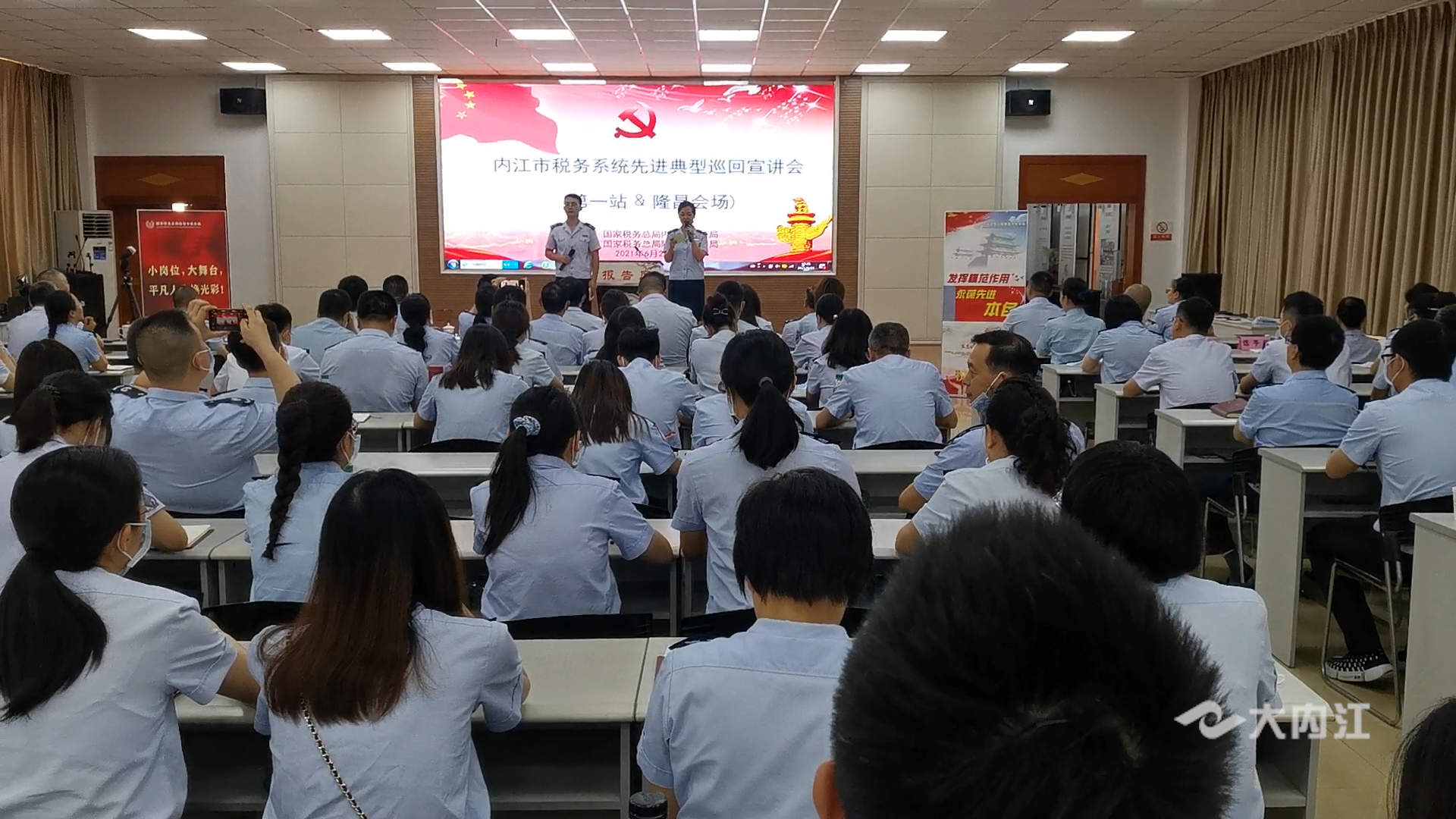 282035_1624443160313380.jpg 42.jpg