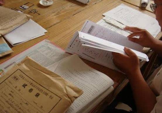 286144_1622953104507319.jpg 07.jpg