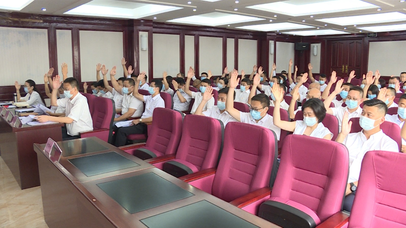 281921_1629877972384157.jpg 60d97a93c10bc.00_00_13_04.Still005.jpg