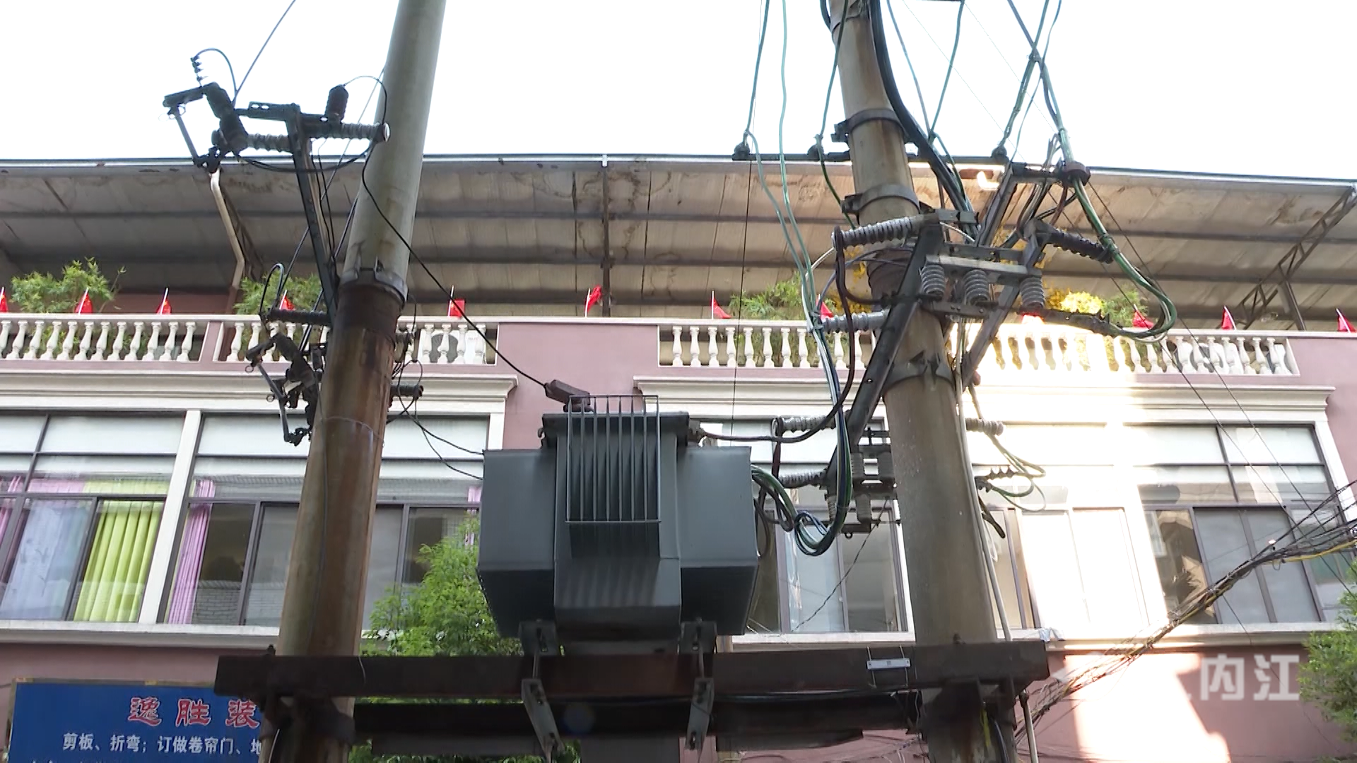 282035_1633319984742629.bmp 5.bmp