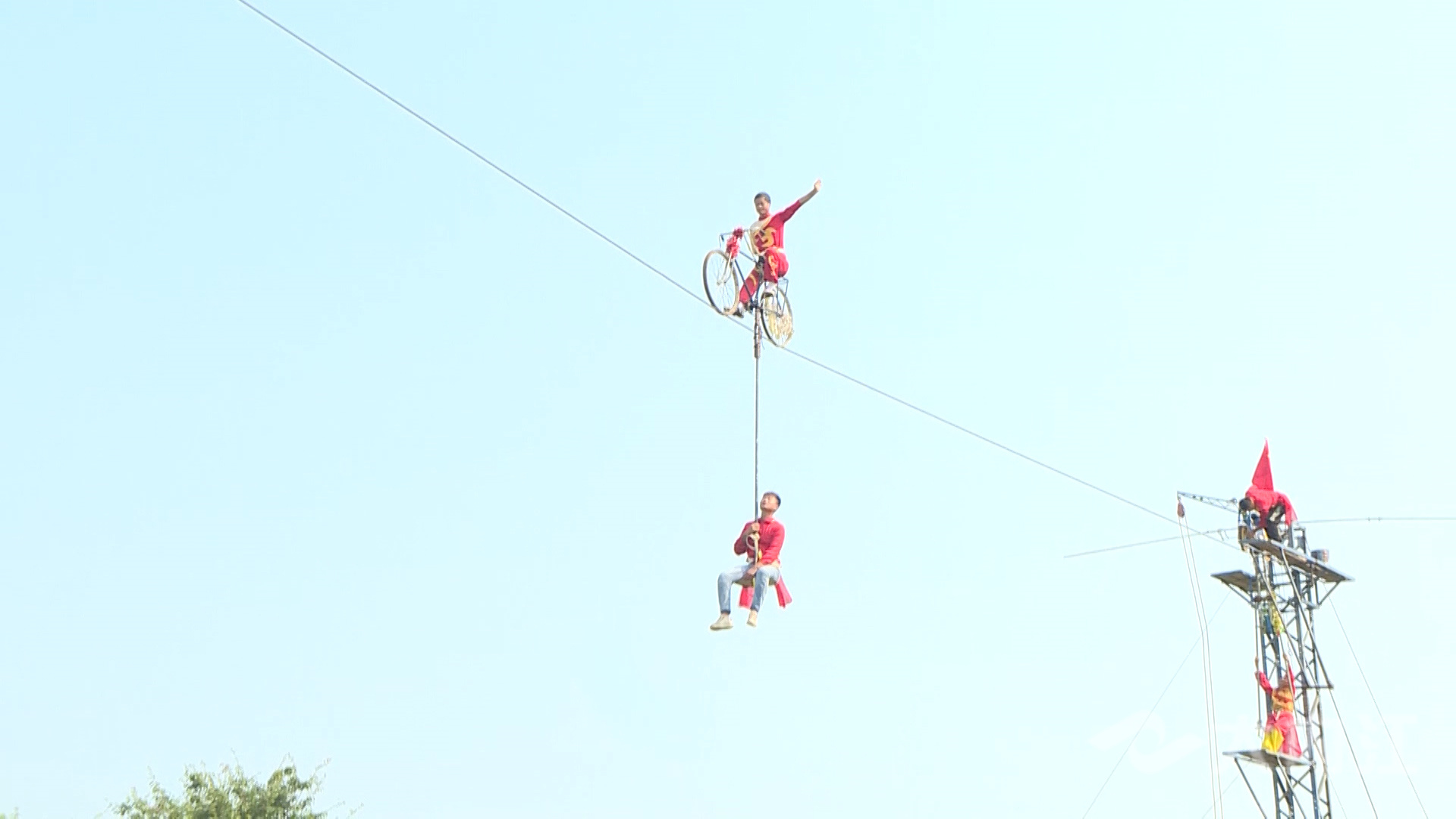 286258_1633161155613239.jpg F.00_00_41_14.静止029.jpg