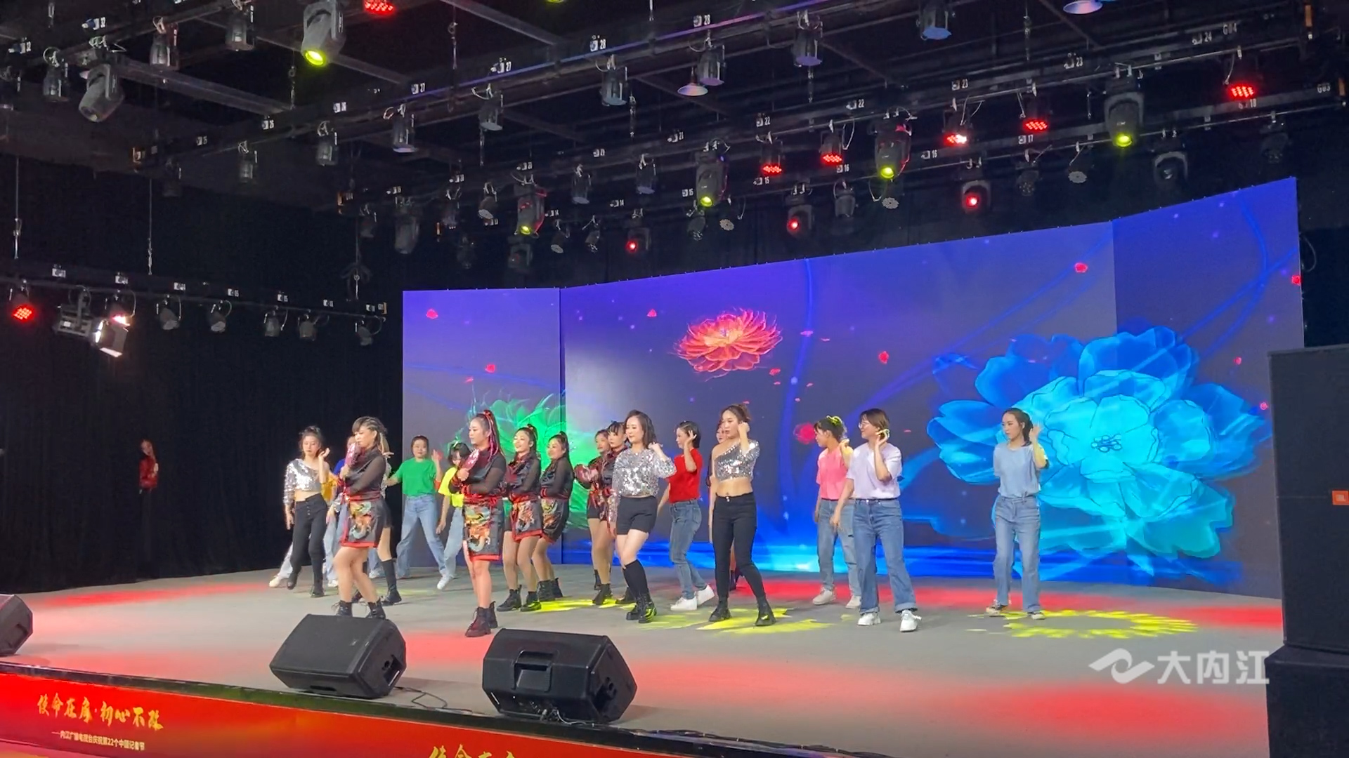 282035_1636276795938608.jpg 6.jpg