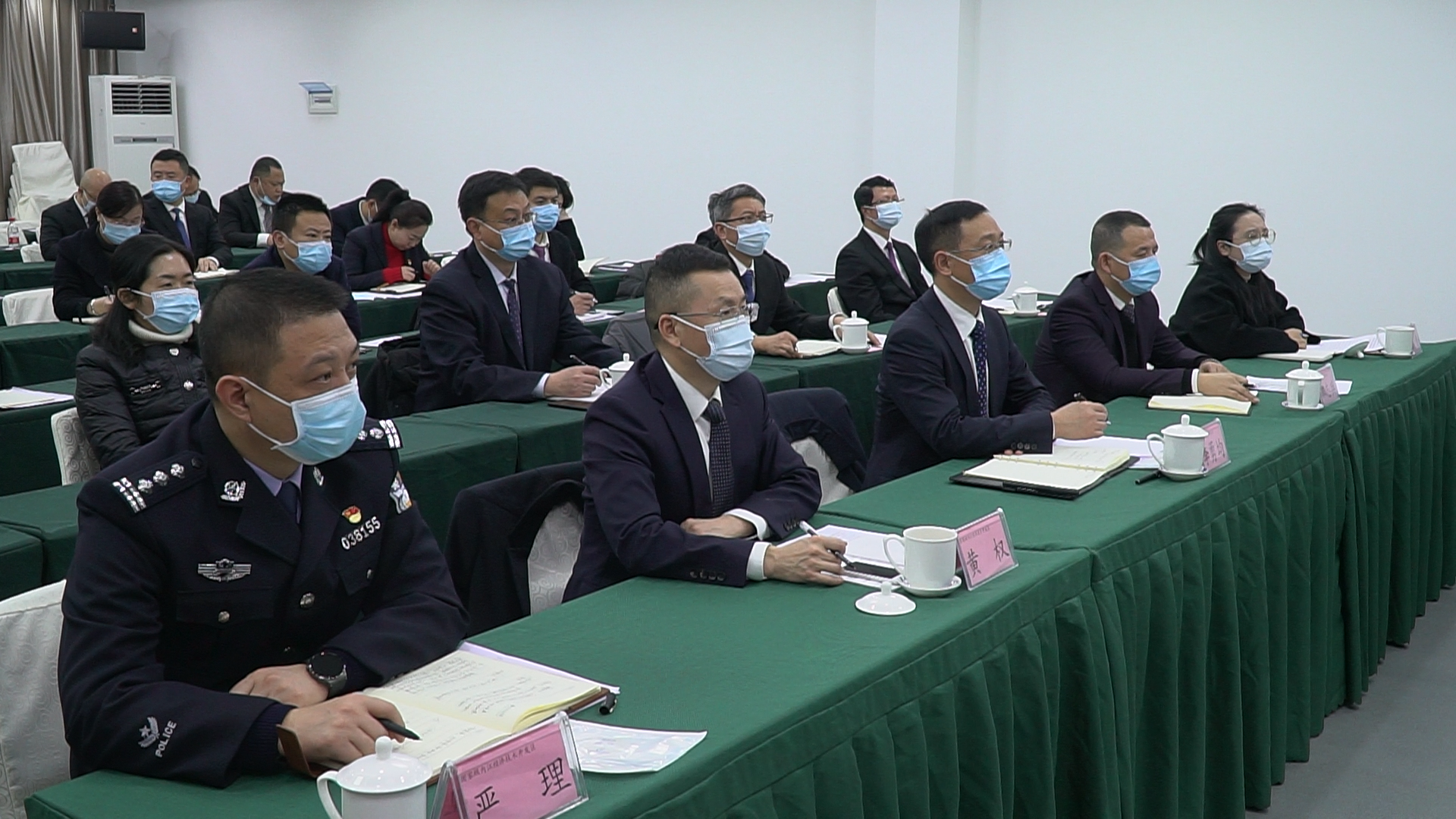 序列 01.00_17_18_07.Still003.bmp