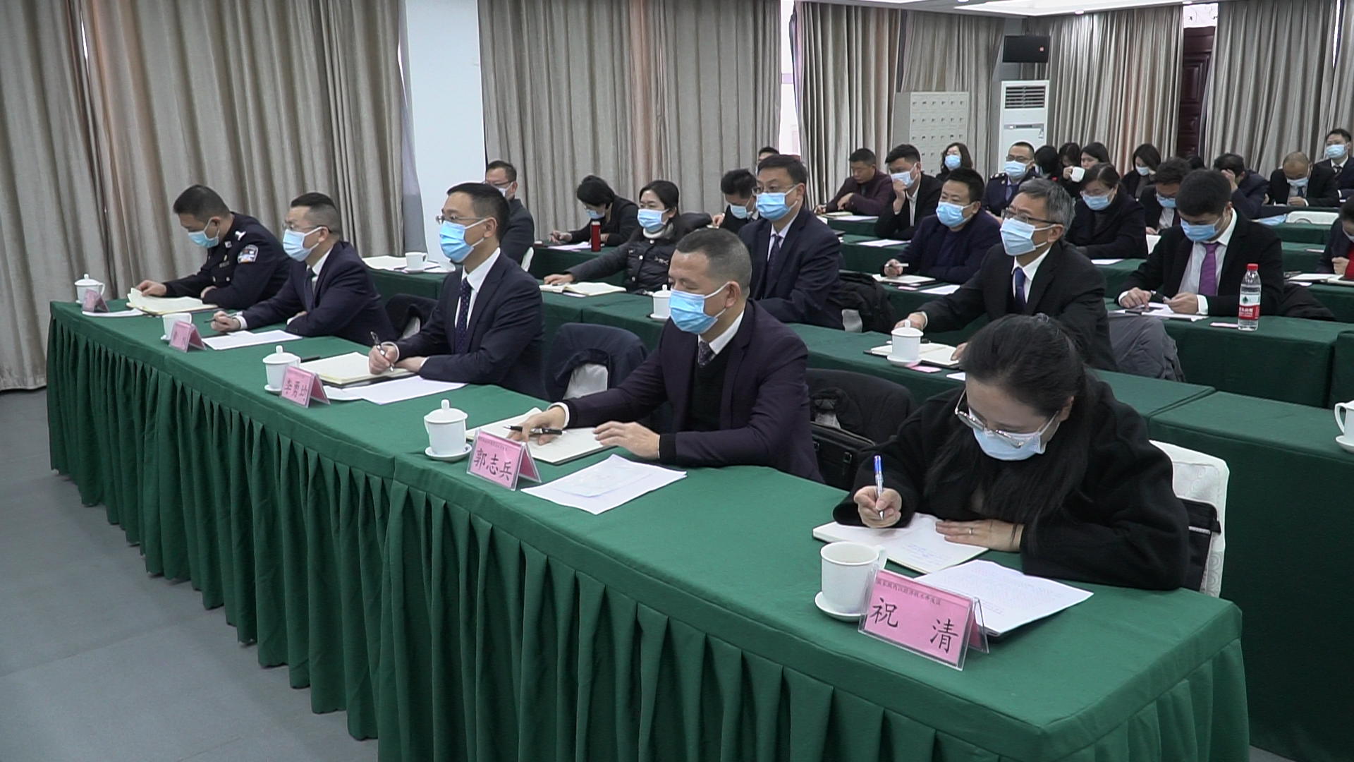 序列 01.00_16_22_19.Still002.bmp