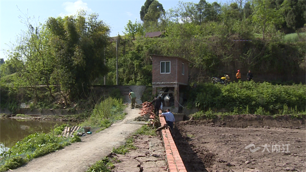 286033_1648114021417312.png 史家标1.png