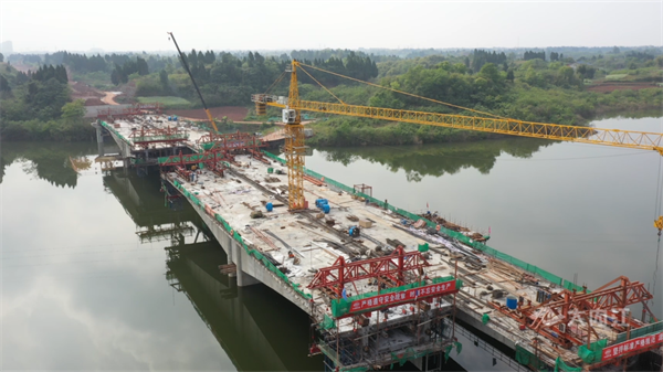 286033_1649749299367428.png 推项目5.png