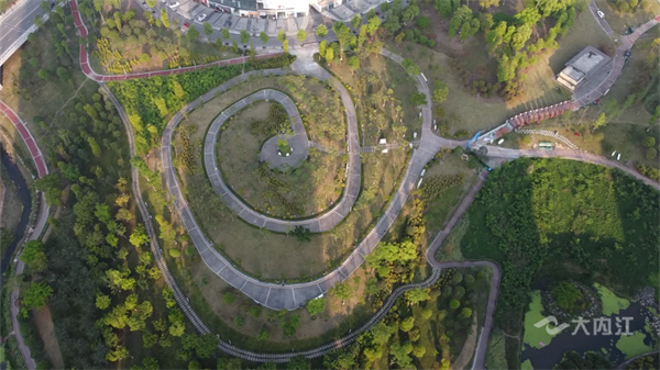 286033_1653297604533610.png 绿化4.png