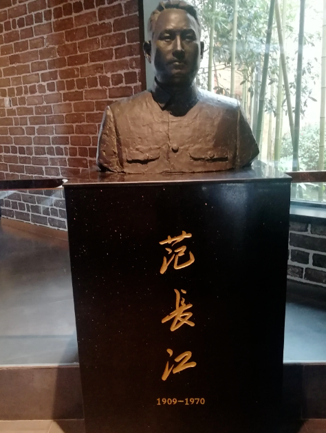 286033_1655459670106790.png 1.png