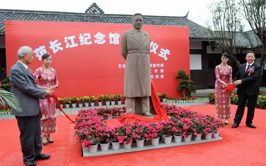 286033_1655459724645555.png 4.png