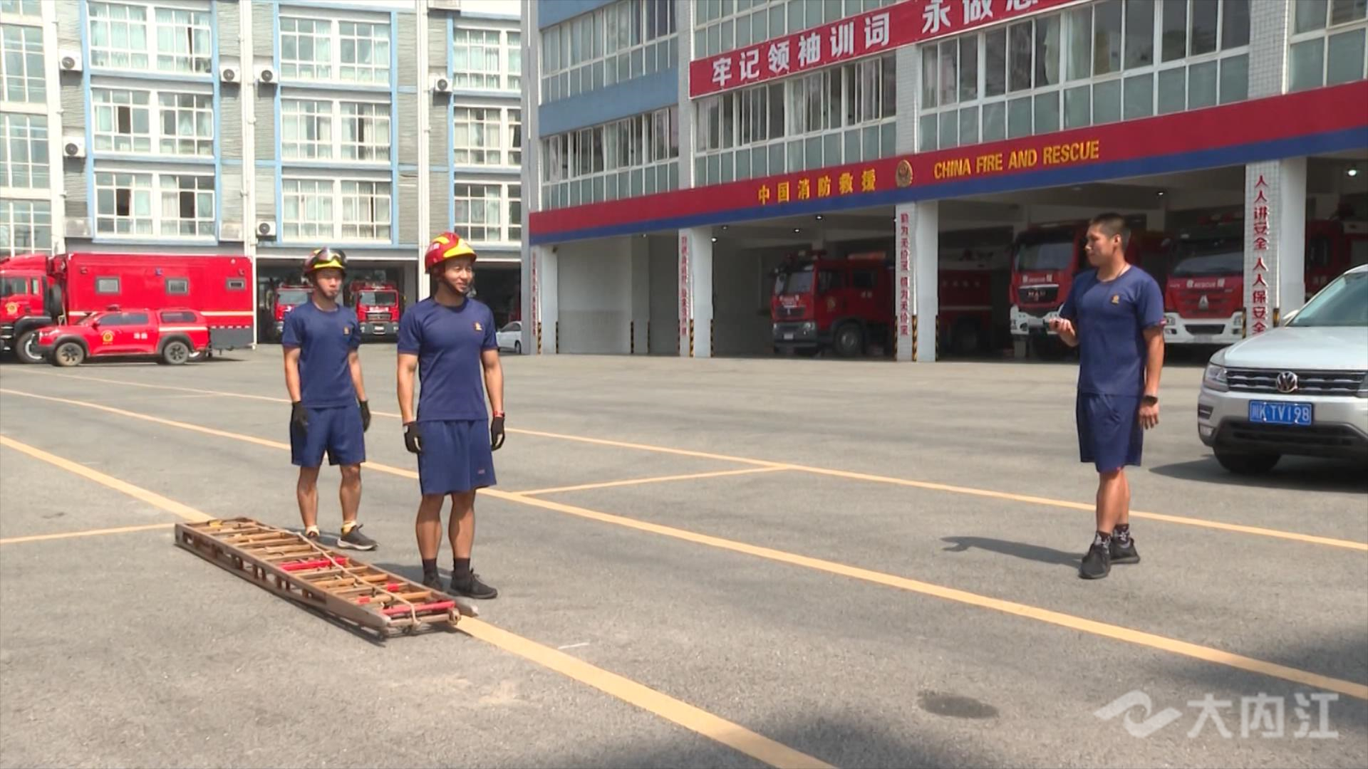 320608_1658398155499549.jpg 99902.jpg